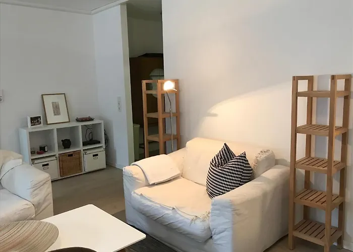 2 Messe Kongress Stadion *